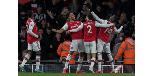 Kann Pierre Emerick Aubameyang, der dem FC Arsenal gewidmet ist, im Team bleiben?